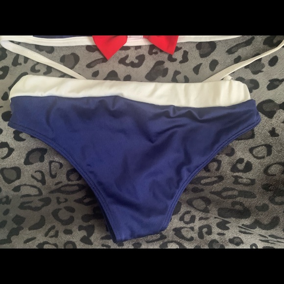 PINUP COUTURE Halter Strap 2 Piece Swimsuit Bikini Rockabilly - Picture 3 of 4